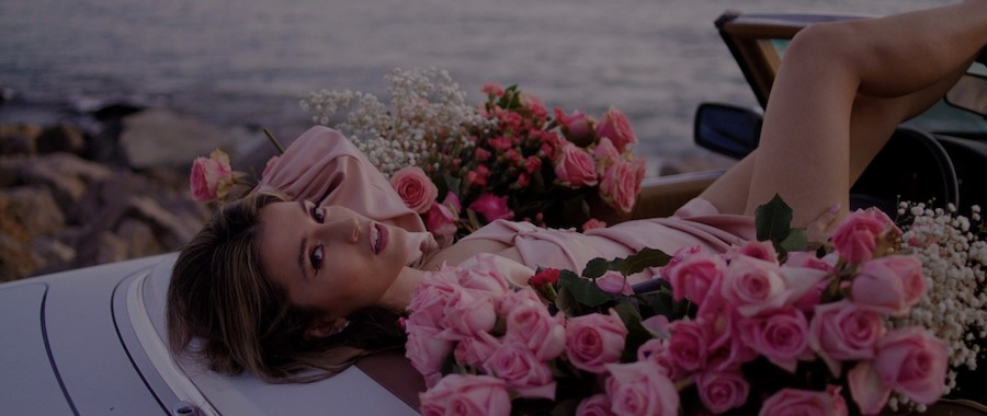 Mimoza Dives Deep Into Retroactive Romance on Latest Single “Madly”