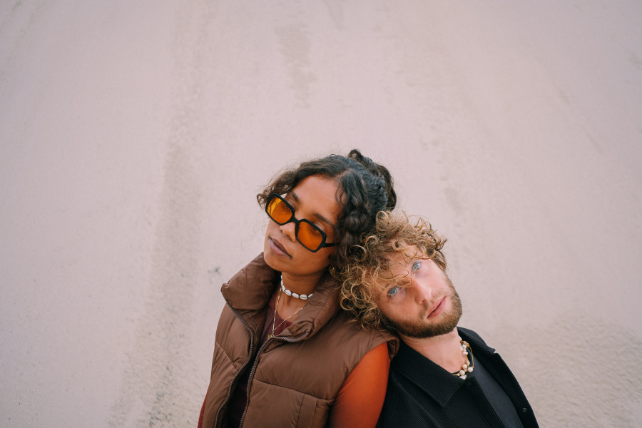 Moglii & Noraa Unveil “Water To The Moon”