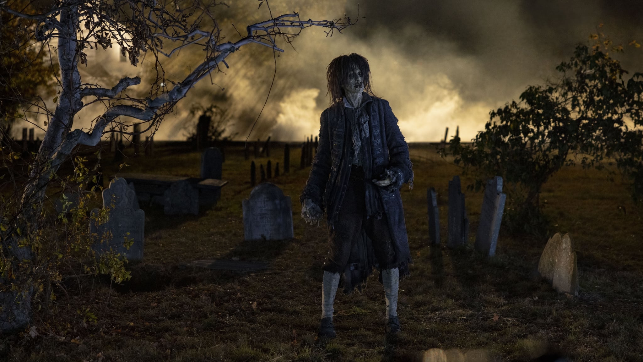 What It Was Like on the “Hocus Pocus 2” Set, From an Extra Who Lived the Magical Experience