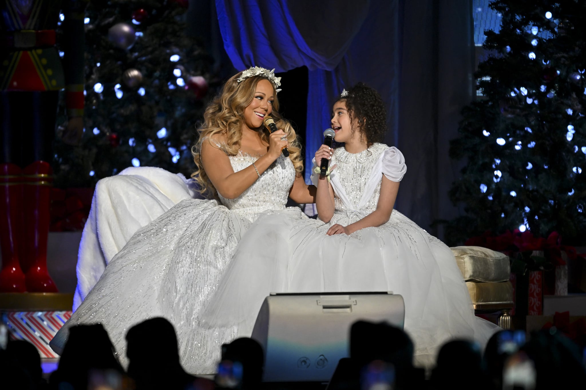 See Mariah Carey and Daughter Monroe’s Beautiful Holiday Duet